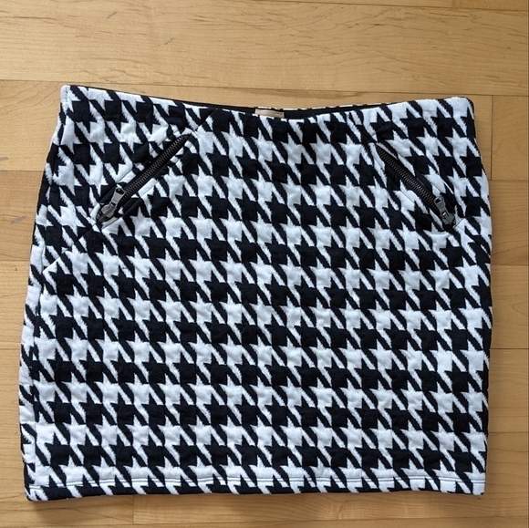 ZARA houndstooth mini skirt black white size Medium L1 - Picture 7 of 7
